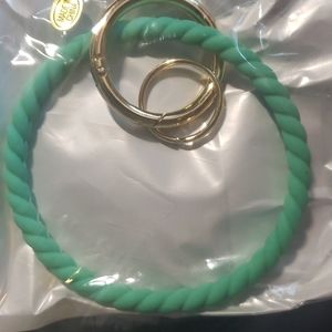 Bracelet keychain in teal turquoise